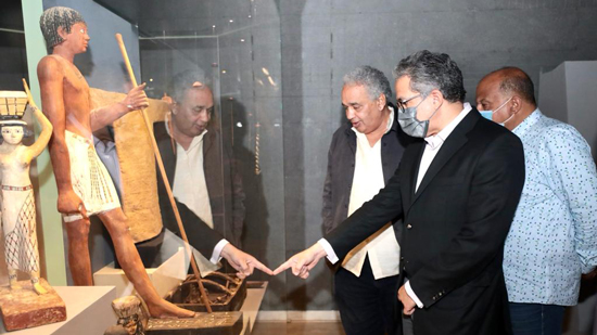 العناني يزور المتحف القومي للحضارة في ذكرى مرور عام على افتتاحه