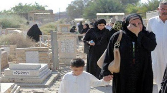 الإفتاء توضح حكم زيارة المقابر في أيام العيد