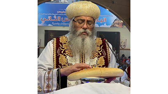 بالصور .. مطران الكرسي الأورشليمي يُصلى القداس الالهى في الأردن