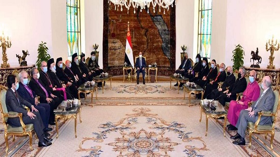  رئيس الأسقفية: الرئيس السيسي يفعل ما يقول ويقول ما يفعل بالشكل الذي أسهم في توطيد علاقة الكنائس بالدولة المصرية