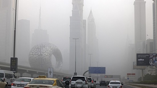الإمارات تحذر مواطنيها بعد وصول العواصف الترابية إليها