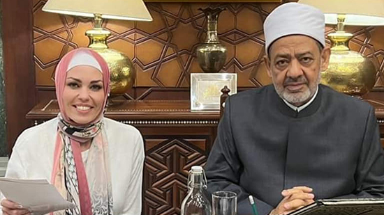  ماهر يوسف يعلق على صورة شيخ الأزهر مع انجليزية اشهرت إسلامها من أجل الزواج من مصرى