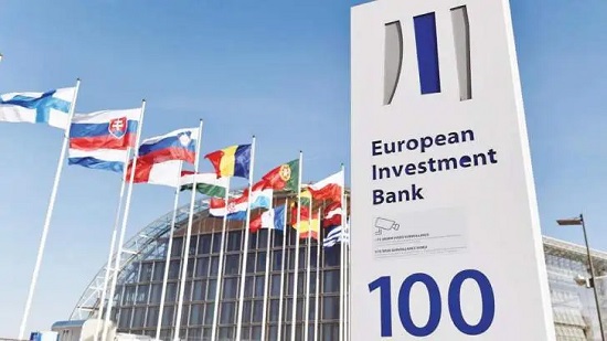 وزارة التعاون الدولي: اتفاقيات تمويل تنموي مع بنك الاستثمار الأوروبي بقيمة 300 مليون يورو لدعم جهود الدولة التنموية في قطاعات النقل ومعالجة المياه 