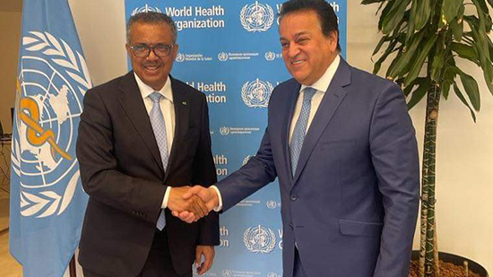 عبدالغفار يلتقي مدير الصحة العالمية 
