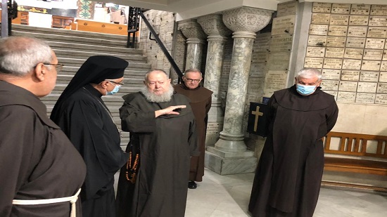  الرئيس العام للرهبنة الكرملية في العالم يزور بازيليك القديسة تريزا بشبرا
