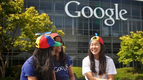 نساء ينتصرن على جوجل ويفزن بتعويض 118 مليون دولار.. لماذا؟