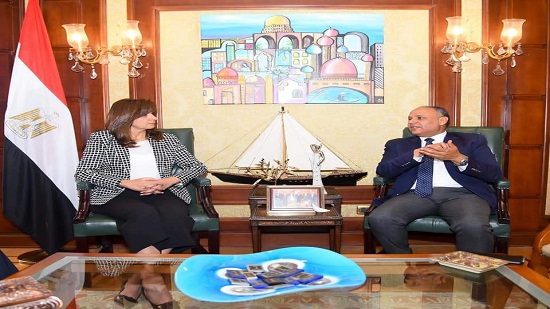 السفيرة نبيلة مكرم عبد الشهيد وزيرة الدولة للهجرة وشئون المصريين بالخارج