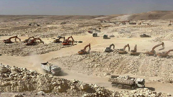 إنتقال المعدات إلى صحراء مدينة ١٥ مايو لبدء تنفيذ مركز التأهيل و الإصلاح الجديد