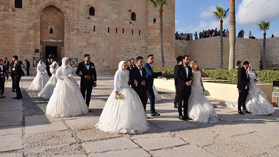  المنطقة الشمالية العسكرية تنظم حفل زفاف جماعى لعدد (120) شاب وفتاة بالإسكندرية