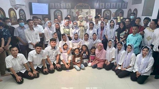 بالصور أسقف سيدنى وتوابعها يقود مؤتمر الشباب القبطى الأندونيسي خلال زيارته الرعوية لأندونيسيا
