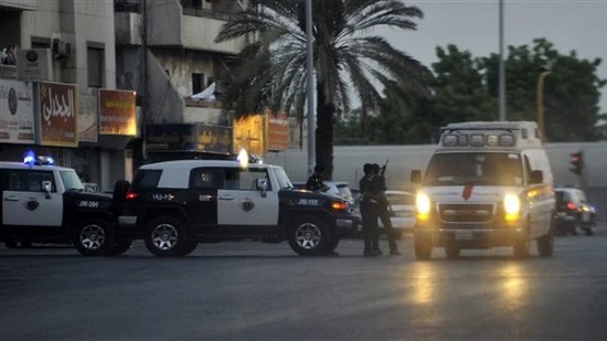 إطلاق سعودي النار على طبيب شرعي مصري والاعتداء عليه بساطور في المملكة