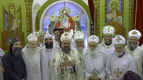 بالصور والفيديو.. كهنة وشعب كاتدرائية العذراء ومار مينا بأستراليا يحتفلون بالقداس الأول للكاهن الجديد