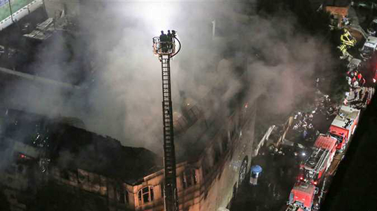 حريق في كنيسة الأنبا بولا بمصر الجديدة والحماية المدنية تدفع بـ7 سيارات إطفاء
