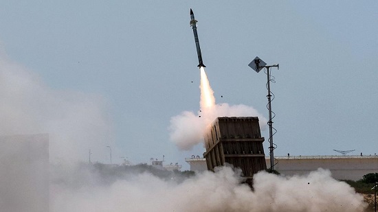 بعد تلقيها 1000 صاروخ .. تل أبيب تضع ميزانية لبناء برج فولاذي