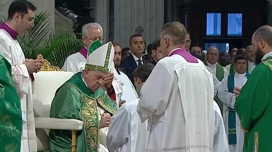 البابا فرنسيس يترأس قداس ختام اجتماع كونسيستوار