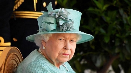 رئيس الطائفة الإنجيلية في نعي ملكة بريطانيا: فقد العالم اليومَ رمزًا تاريخيًّا للقيادة والحكمة