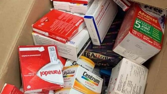 حملة رقابية تضبط ٣٠٠٠ عبوة أدوية مجهولة المصدر و١٥٠ عبوة منتهية الصلاحية ومحل يدار على هيئة صيدلية