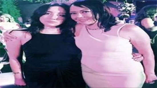 نهى العمروسي عن قضية ابنتها نازلي: غلطت في تربيتها.. فيديو