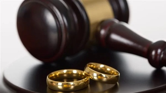 مشروع قانون يوصي بحبس الزوج حال عدم إخطار الزوجة بالزواج عليها