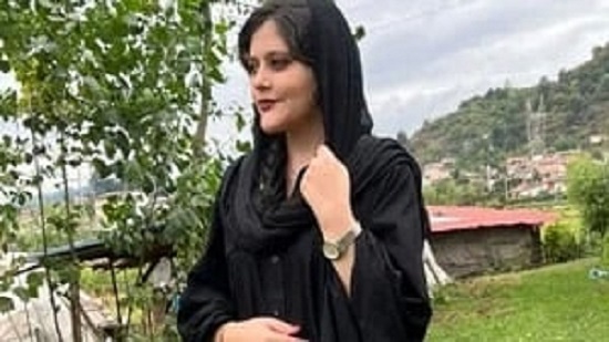 وفاة شابة ايرانية بسبب عدم الارتداء الجيد للحجاب