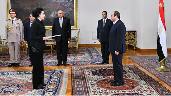 الرئيس السيسي يتسلم أوراق اعتماد 13 سفيرا جديدا