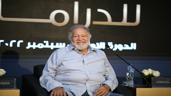  يحيى الفخراني خلال افتتاح مهرجان القاهرة للدراما : اتمنى يصل للعالمية 