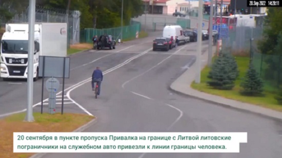 فيديو يظهر وحشية تعامل حرس الحدود الليتواني مع مواطن روسي