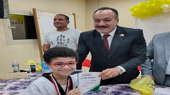  النائب ايمن شكرى يشارك فى حفل تكريم ابطال الرياضة والفن لاكاديمية ايجل