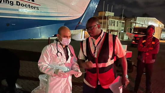 وزيرة الهجرة: الشاب المصري المريض في موزمبيق يصل إلى أرض الوطن لاستكمال العلاج بالقاهرة