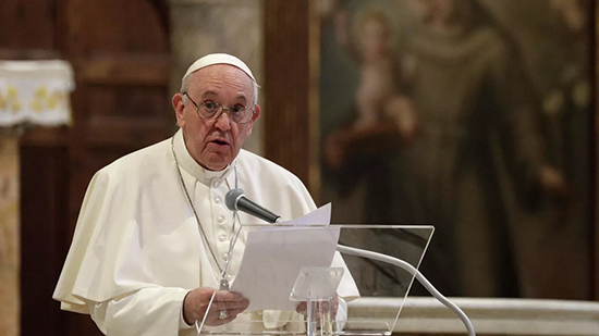 البابا فرنسيس يصلي من أجل ضحايا كارثة التدافع باستاد لكرة قدم في اندونيسيا