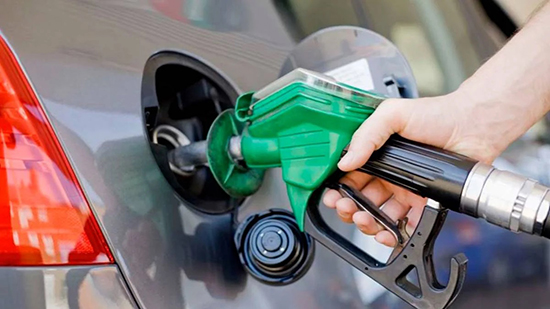  الحكومة تثبت أسعار البنزين والسولار