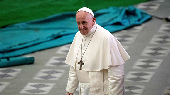 الفاتيكان يطالب قادة العالم باختيار طريق السلام