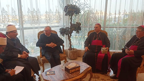  أمين سر دولة حاضرة الفاتيكان يصل مطار القاهرة للمشاركة في مؤتمر COP 27