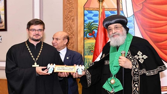 مطرانية بورسعيد : قدمت الكنيسة الروسية وسام 