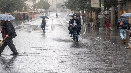 «الأرصاد»: أمطار على السواحل الشمالية ومدن القناة.. والعظمى في القاهرة 25