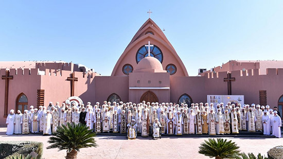 قداس العيد العاشر لتجليس البابا تواضروس بمشاركة ١١٥ من أعضاء المجمع المقدس 