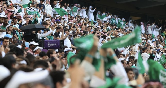 الفيفا يبرز فوز السعودية ويؤكد أنه من أكبر المفاجأت في تاريخ بطولة كأس العالم 