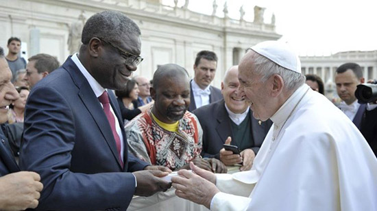 دينيس موكويجي الحاصل علي نوبل للسلام: زيارة البابا إلى الكونغو ستذكر العالم بحربنا المنسية