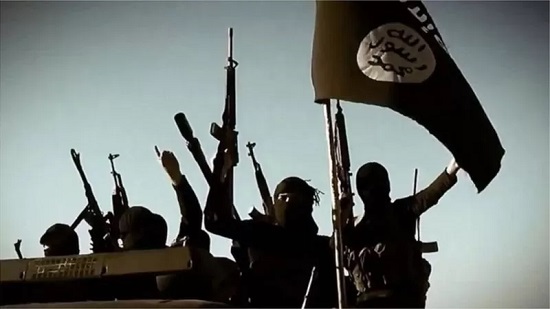 هجوم ارهابي لداعش يودي بحياة ٦ اشخاص في الرقة .. وقسد تعلن حالة استنفار في صفوصفها   