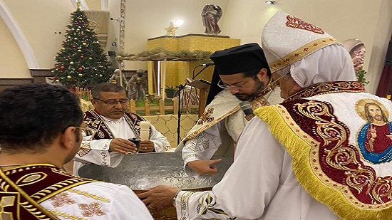 الأنبا باخوم يترأس قداس عيد الغطاس المجيد بكنيسة العذراء بالقاهرة الجديدة