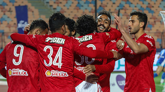 الأهلي يفوز بثلاثية علي سموحة ويتأهل إلى نهائي كأس مصر