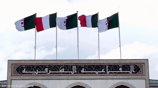 الجزائر وإيطاليا تؤكدان عزمهما على تعزيز التعاون