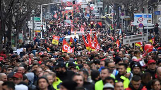 فرنسا تشهد اضطرابا ثانيا للاحتجاج على إصلاح نظام التقاعد