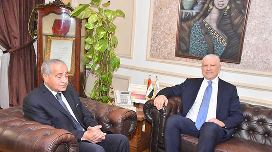 وزير التموين يبحث مع وفد بنك الاستثمار الأوروبي تمويل الصوامع في مصر