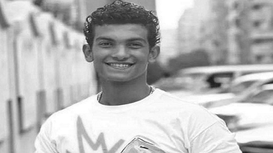 تلقى ضربة قاضية .. وفاة لاعب الملاكمة رامز حسام عزت متأثرًا بإصابته بنزيف بالمخ
