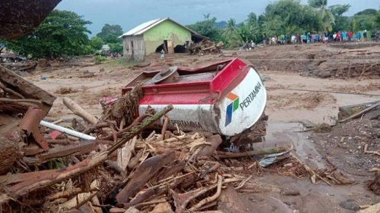 الكوارث في إندونيسيا