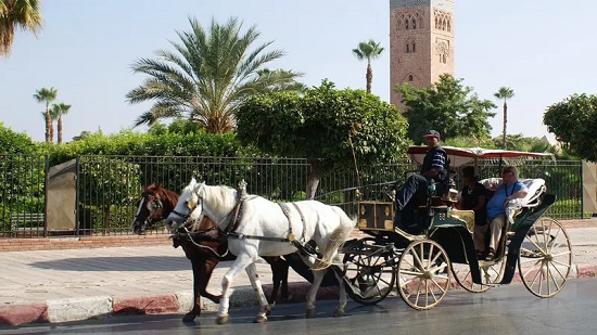 المغرب يعتزم إنفاق 580 مليون دولار لجذب مزيد من السائحين