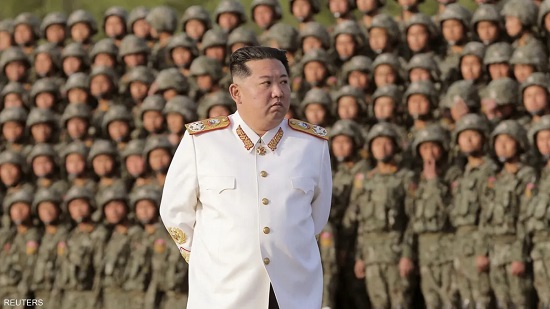 800 الف متطوع ينضمون للجيش الوطنى بكوريا الشمالية 