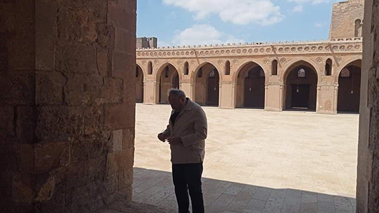  أحمد فؤاد الثاني يزور جامع أحمد بن طولون الأثري
