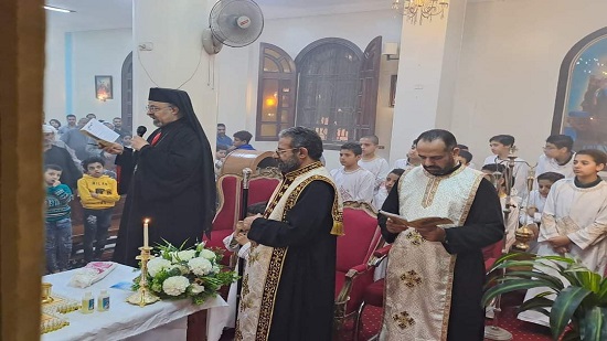 البطريرك ابراهيم اسحق يترأس قداس عيد البشارة وجمعة ختام الصوم بكنيسة الخصوص